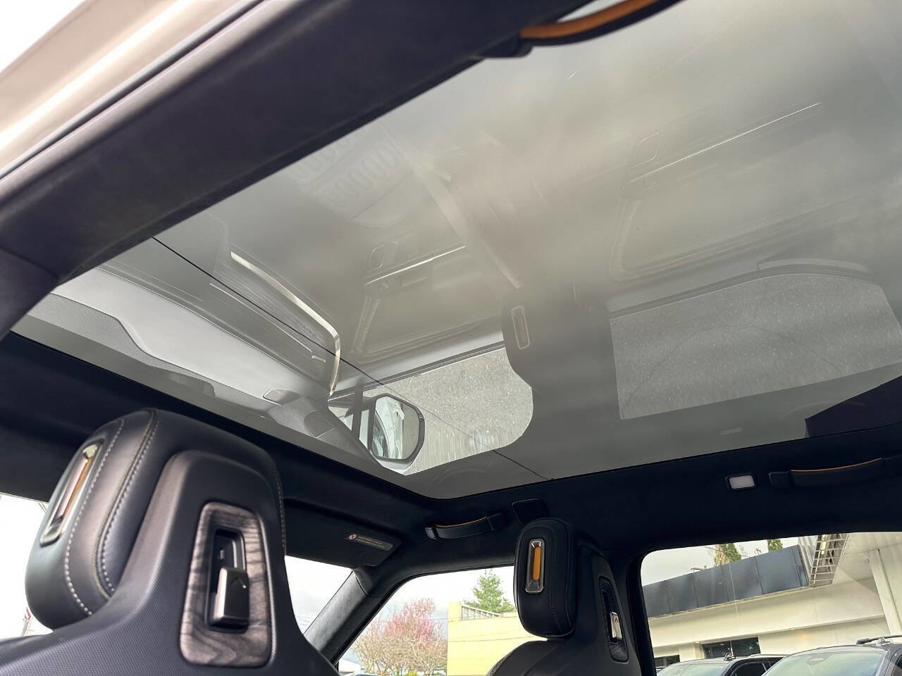 Used 2022 Rivian R1T Launch Edition image 29