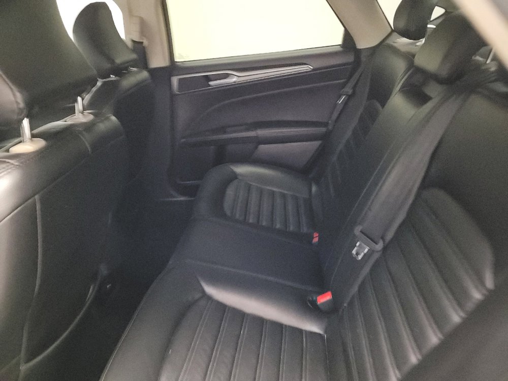 Used 2019 Ford Fusion S image 18