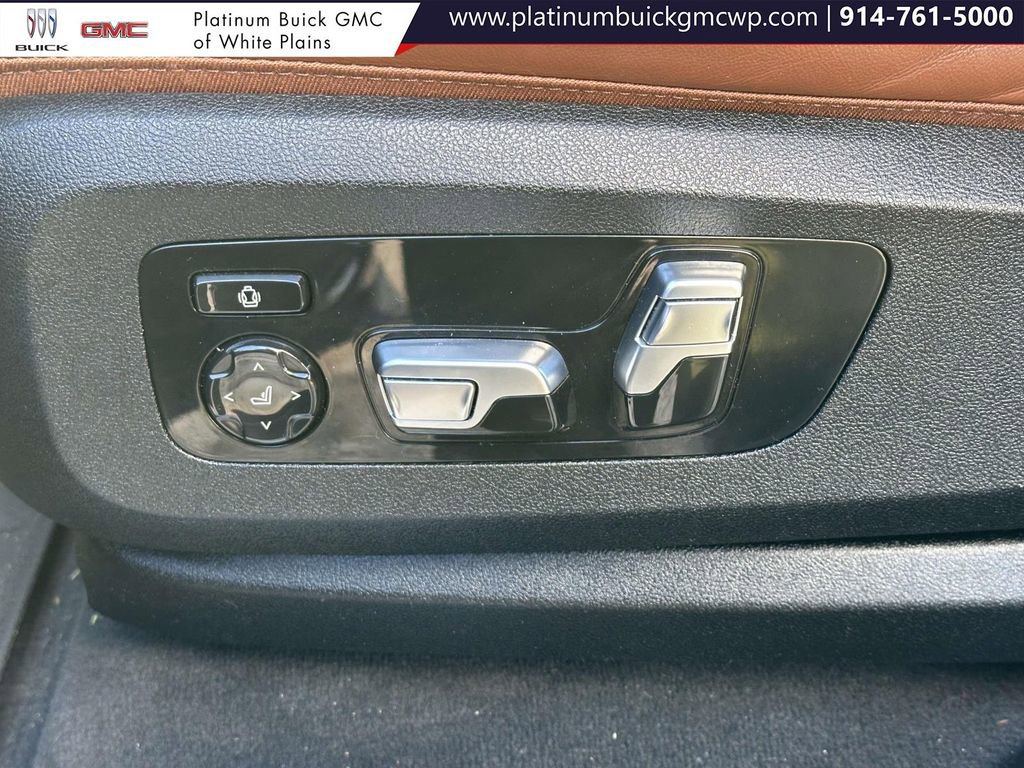 Used 2022 BMW X6 M50i w/ Executive Package image 23