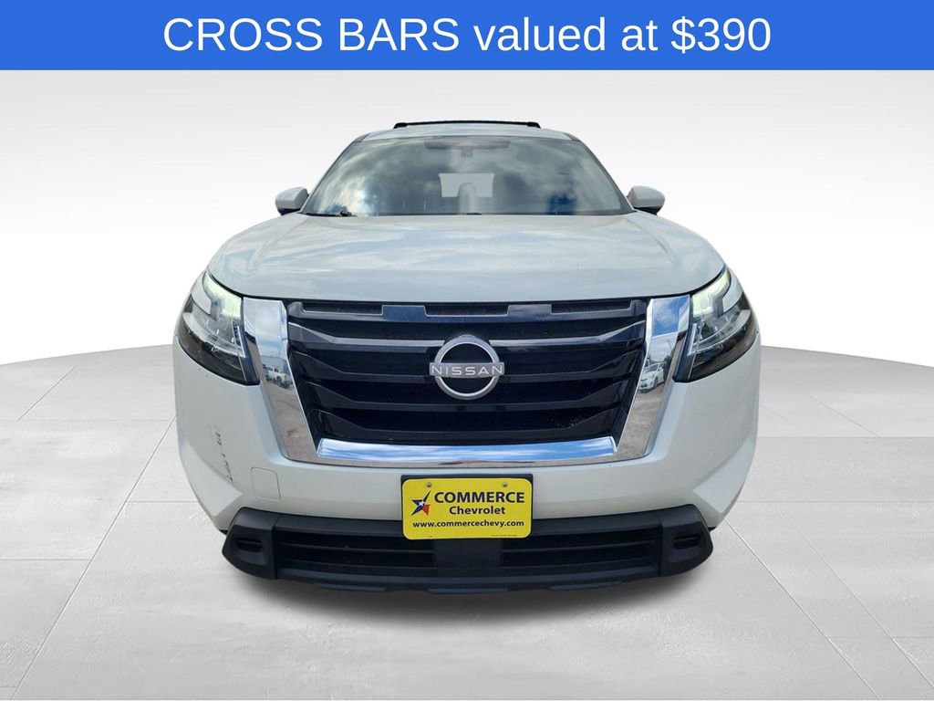 Used 2022 Nissan Pathfinder SV FWD image 2