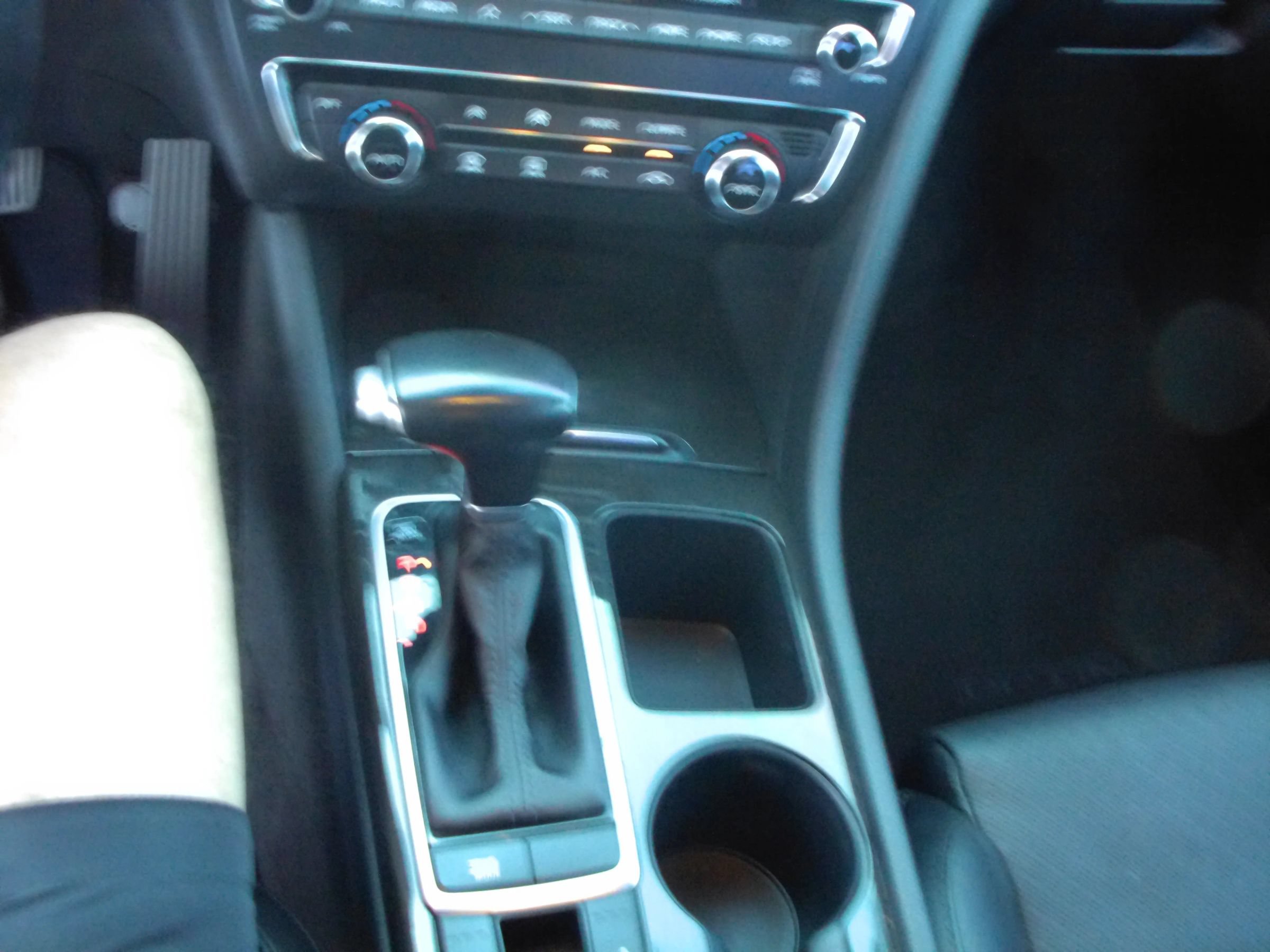 Used 2019 Kia Optima EX FWD image 12