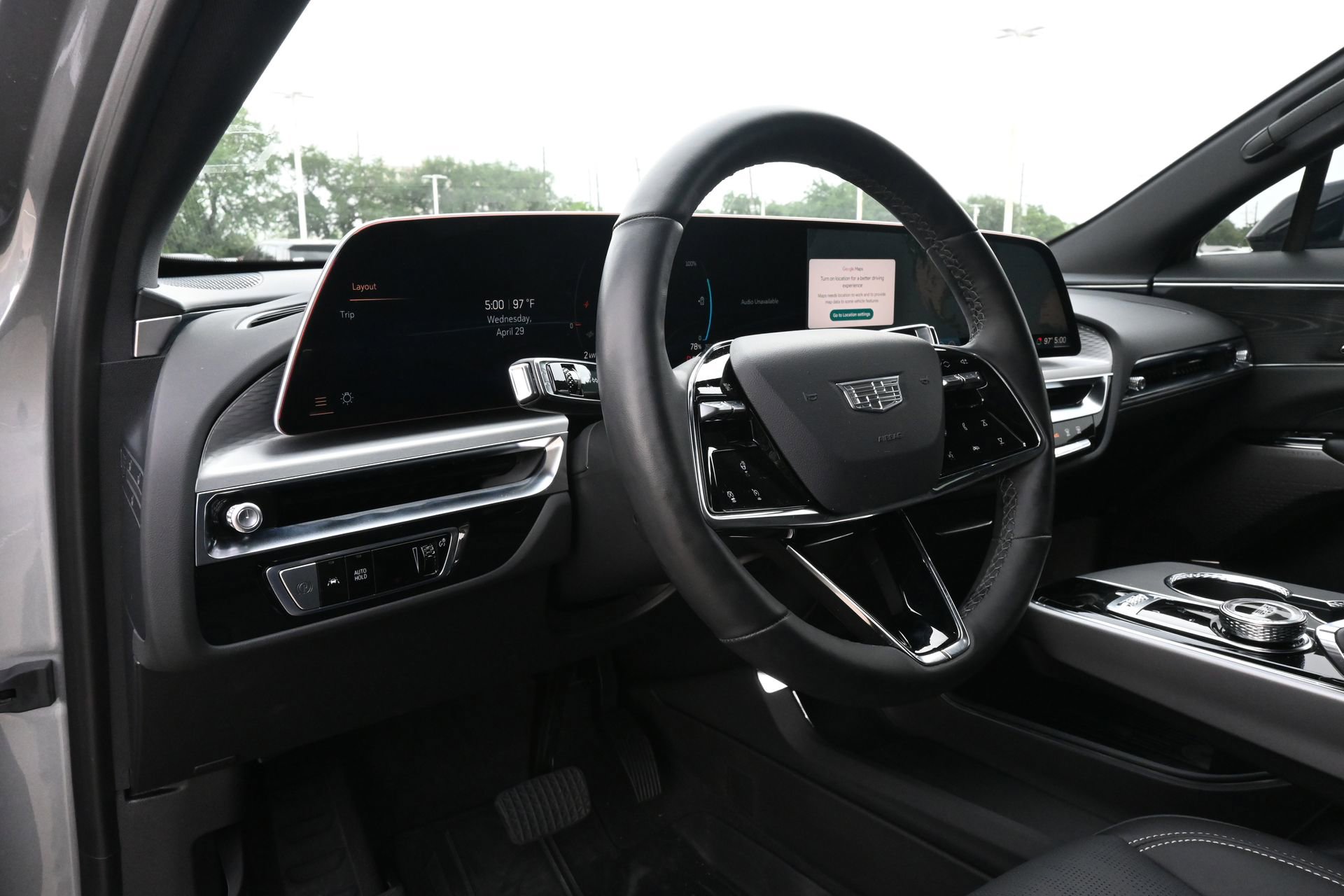 Used 2025 Cadillac Lyriq Luxury RWD image 17