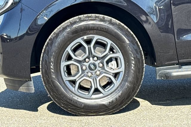 Used 2025 Ford Expedition Active AWD/4WD image 34