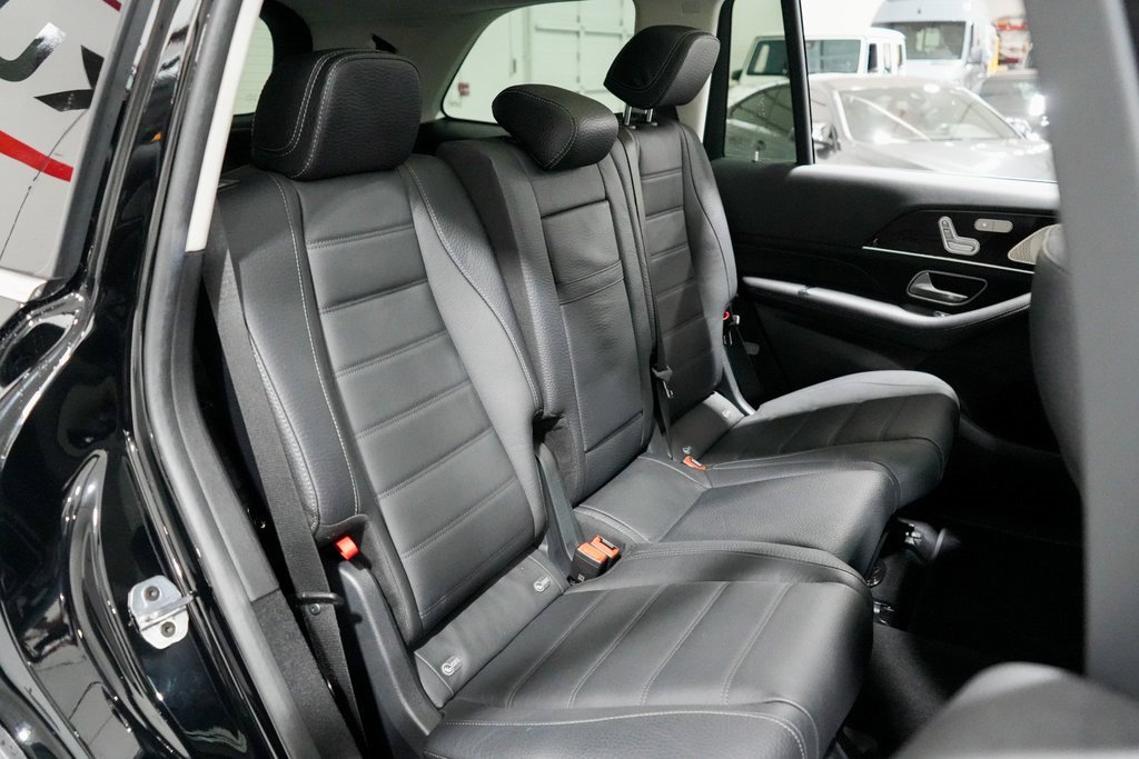 Used 2024 Mercedes-Benz GLS 450 4MATIC image 24