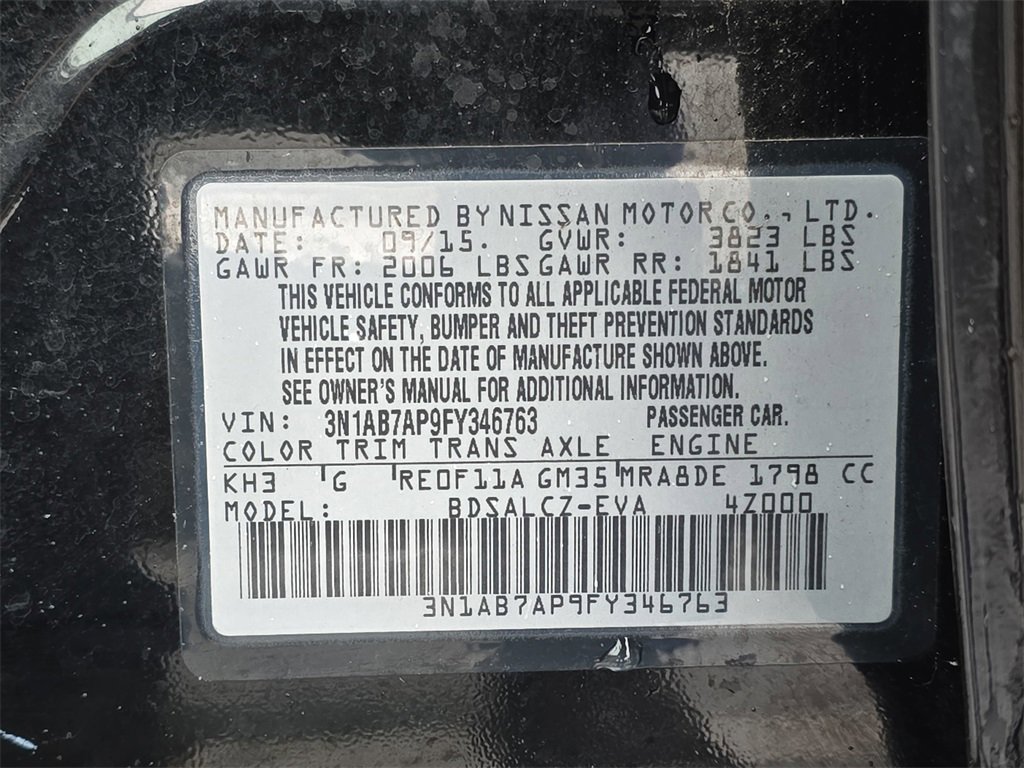 Used 2015 Nissan Sentra S image 32