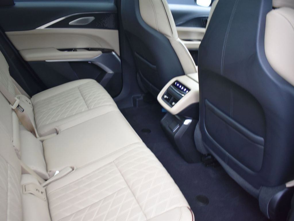 Certified 2024 Cadillac Lyriq Sport w/ Nappa Leather Package image 30