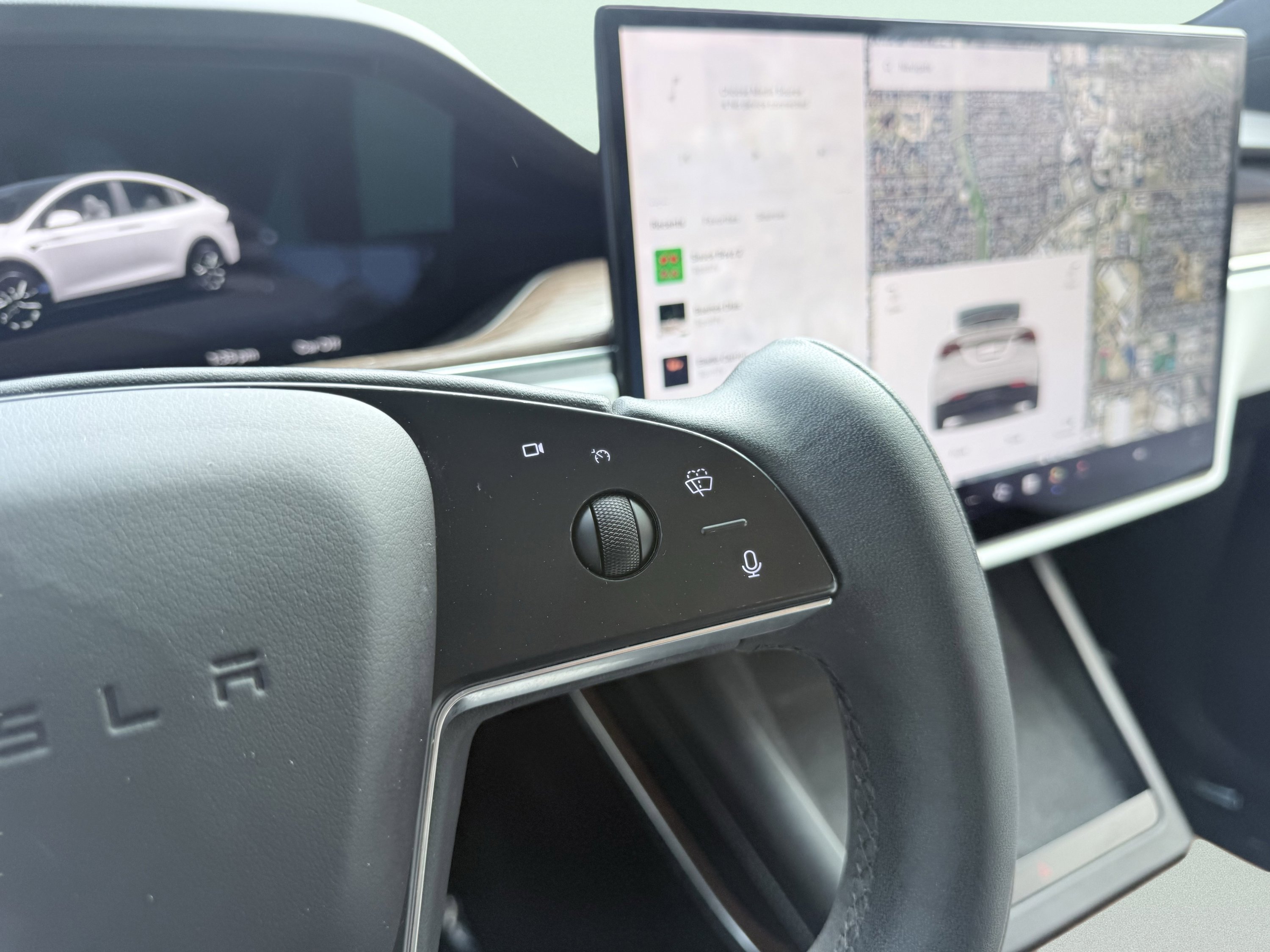 Used 2023 Tesla Model X image 63