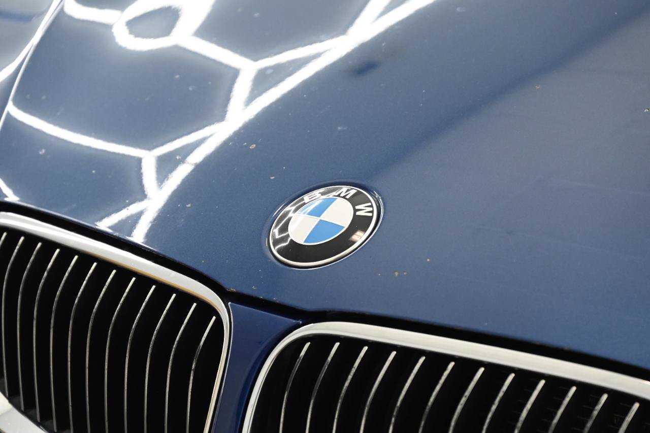 Used 2012 BMW 328i Convertible RWD image 10