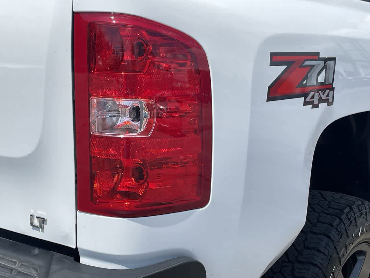 Used 2013 Chevrolet Silverado 2500 LT w/ Z71 Appearance Package AWD/4WD image 36
