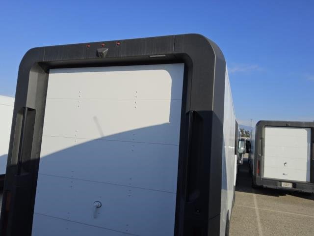 Used 2024 Chevrolet Brightdrop 600 w/ Commercial Equipment Package AWD/4WD image 18