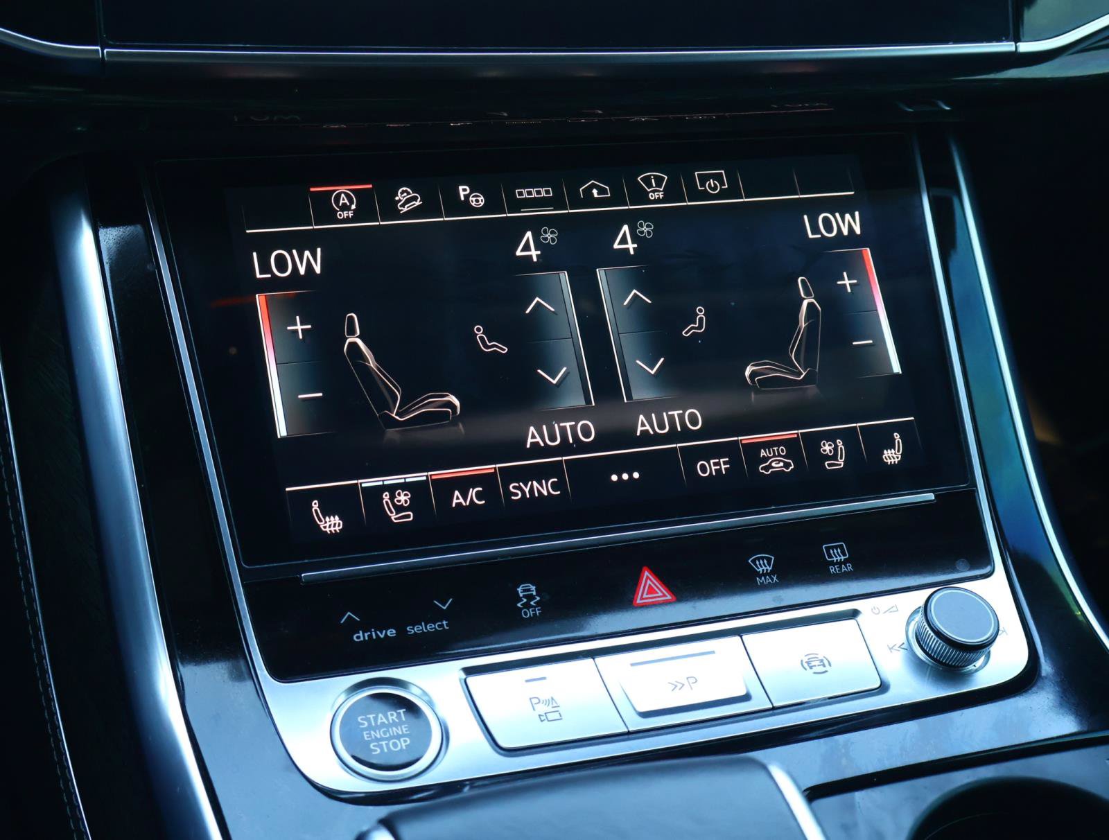 Used 2024 Audi Q8 Prestige w/ Prestige Package AWD/4WD image 29