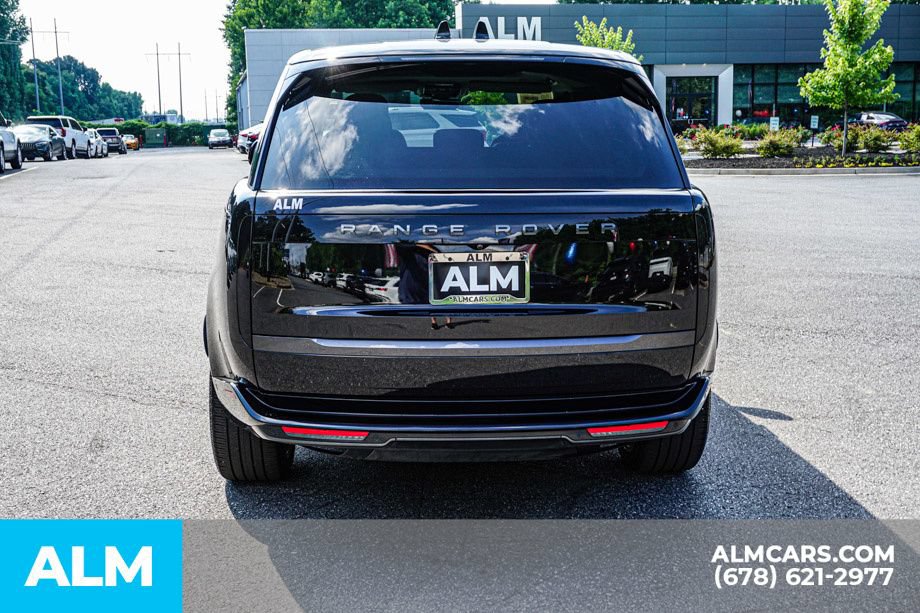 Used 2025 Land Rover Range Rover SE AWD/4WD image 11