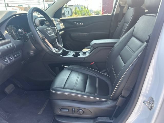 Used 2023 GMC Acadia Denali w/ Denali Technology Package AWD/4WD image 12