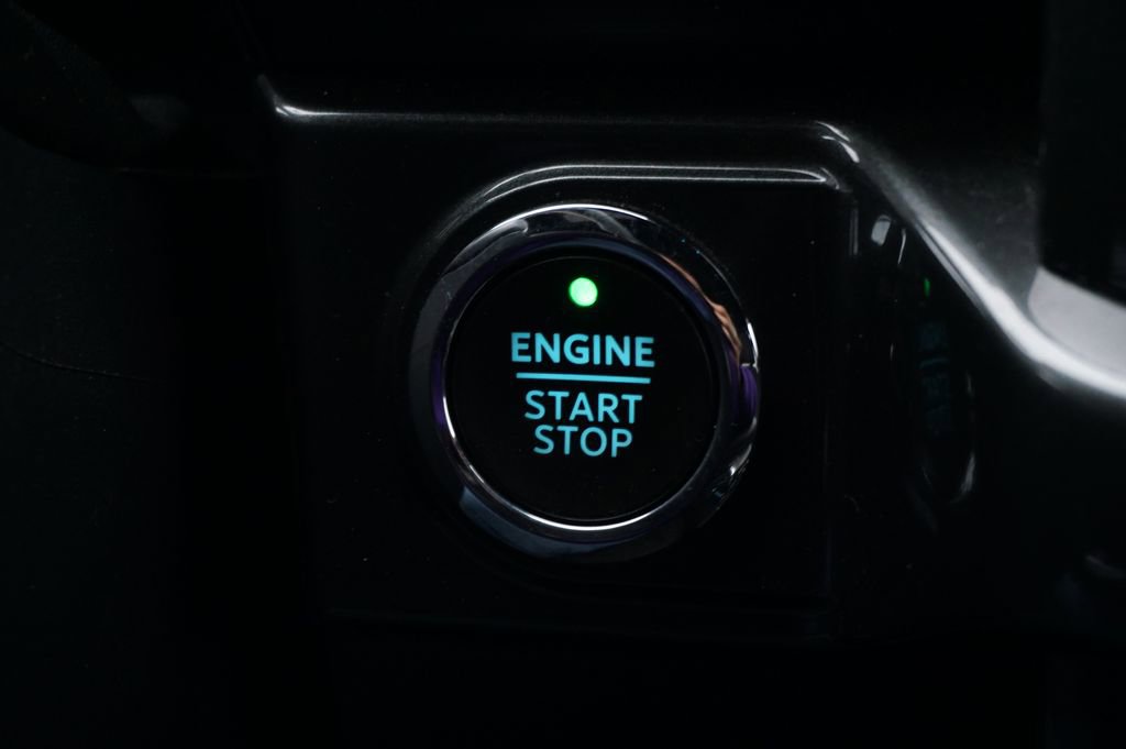 Used 2023 Ford F150 XLT w/ Equipment Group 302A High image 17