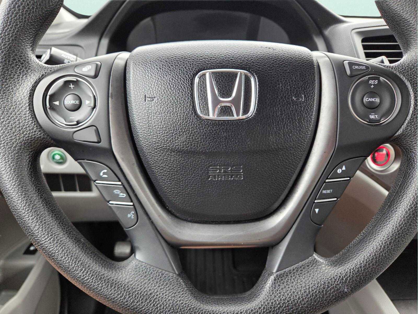 Used 2017 Honda Pilot EX image 29