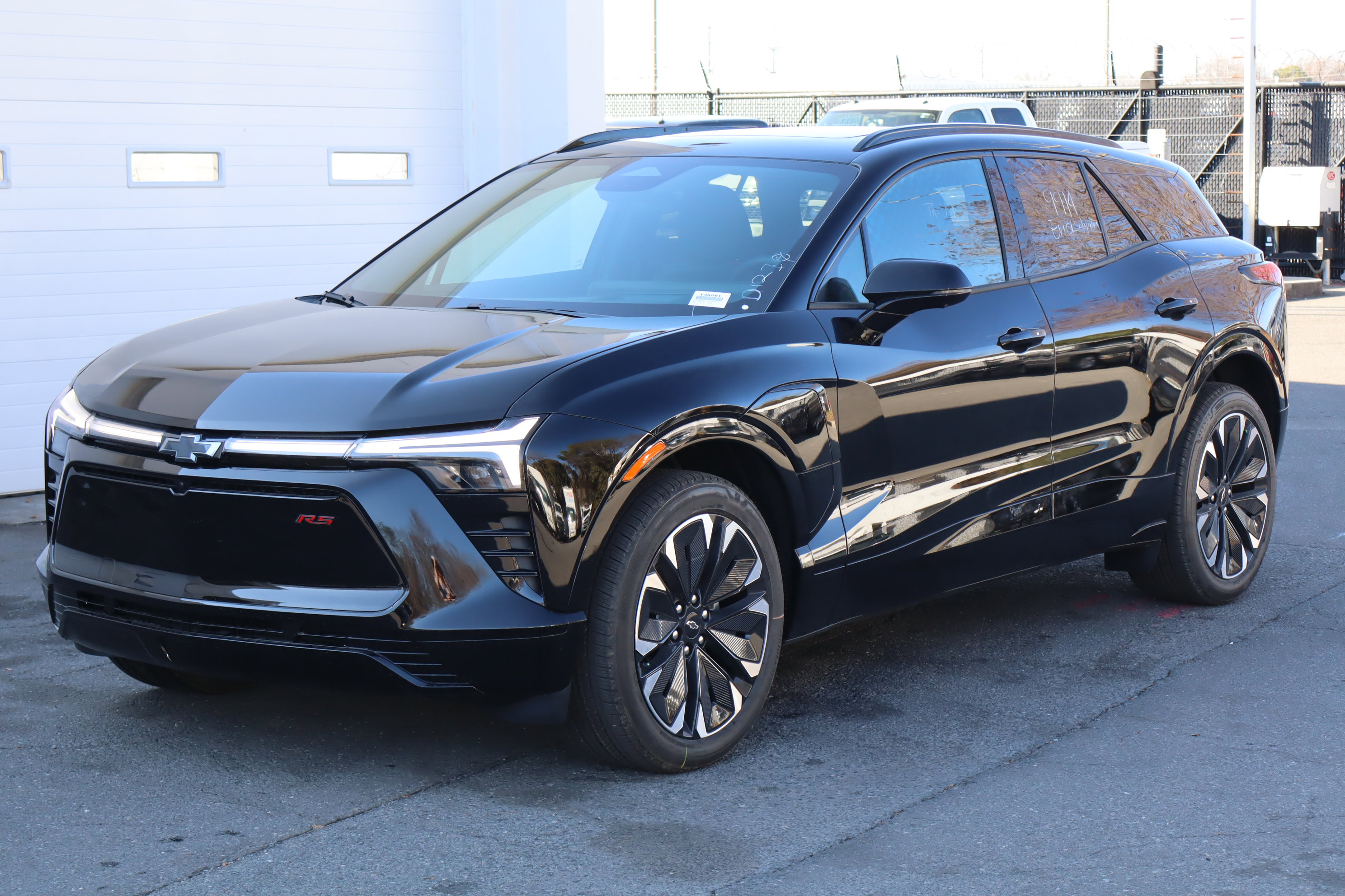 New 2026 Chevrolet Blazer EV RS image 3