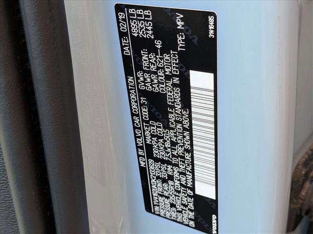 Used 2019 Volvo XC40 T5 Momentum image 25