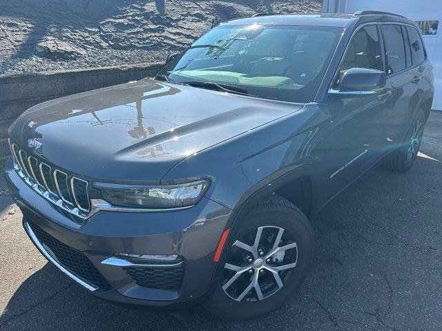Certified 2024 Jeep Grand Cherokee Limited image 1