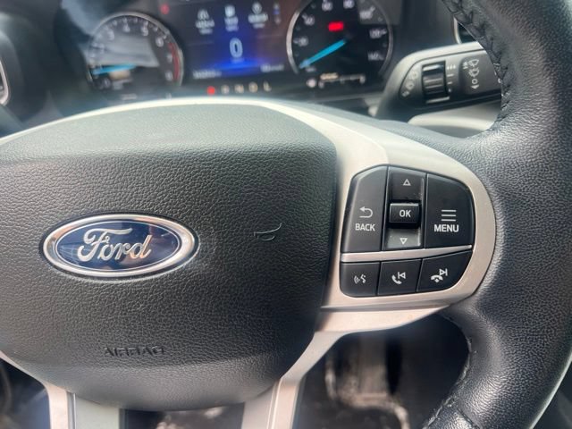 Used 2023 Ford Explorer XLT w/ Equipment Group 202A AWD/4WD image 21