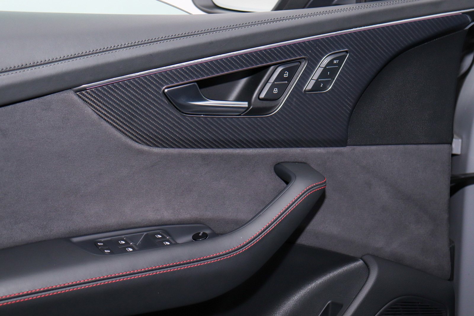 Used 2024 Audi RS Q8 image 10