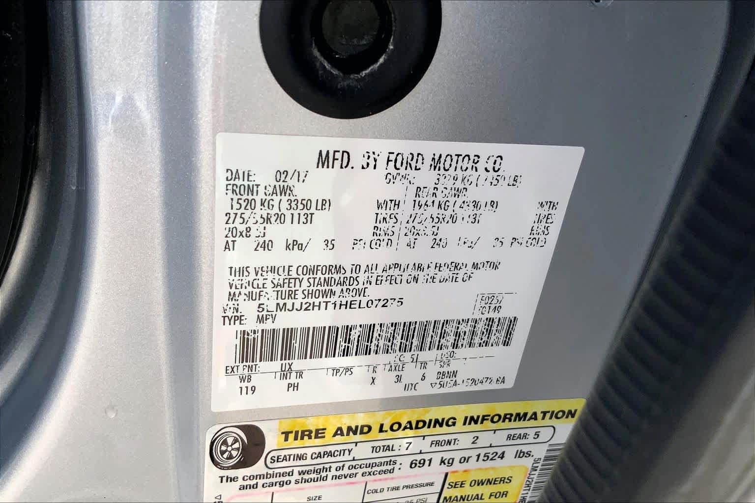 Used 2017 Lincoln Navigator Select RWD image 36