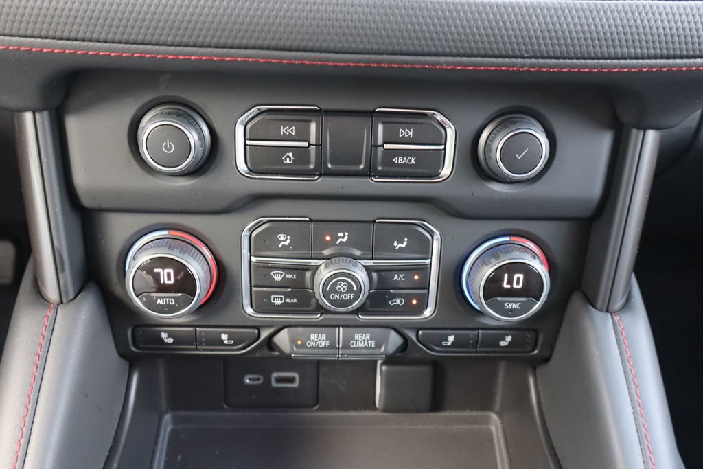 Used 2022 Chevrolet Tahoe RST AWD/4WD image 12
