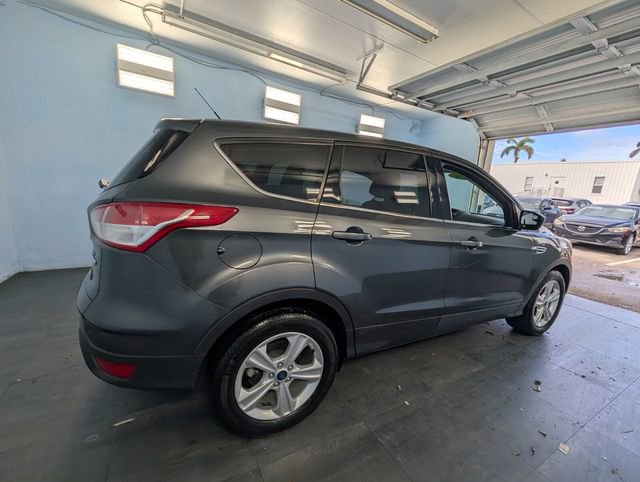 Used 2016 Ford Escape SE image 14