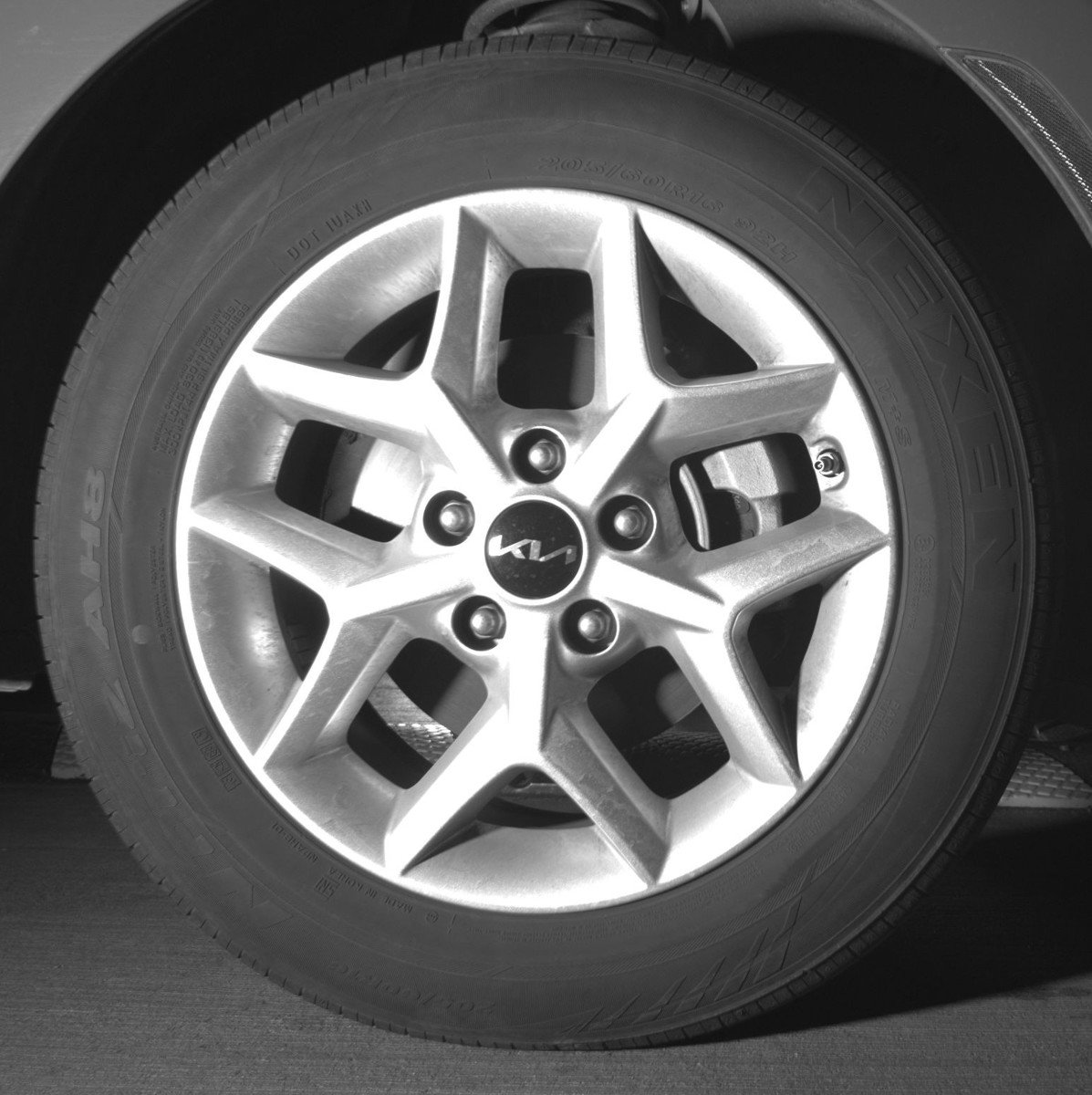 Used 2025 Kia Soul LX w/ LX Technology Package image 13