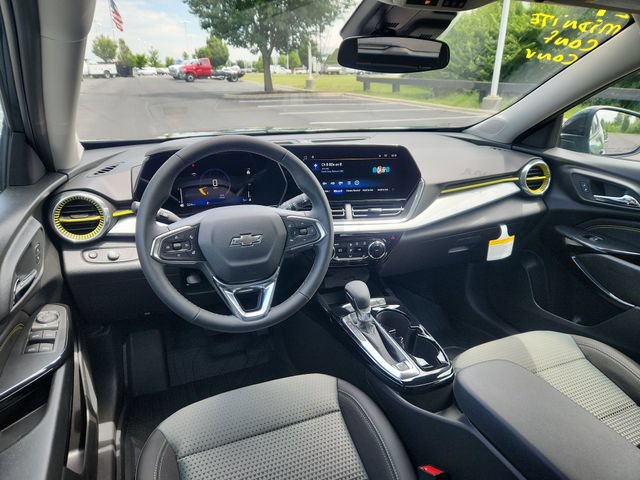 New 2026 Chevrolet Trax LT w/ Driver Confidence Package FWD image 14