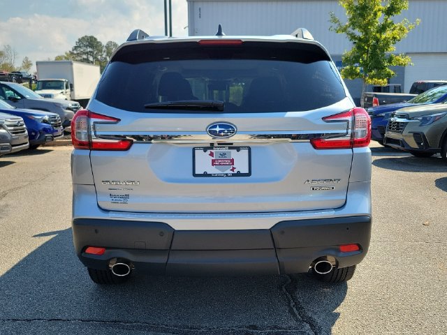 Used 2024 Subaru Ascent Touring AWD/4WD image 6