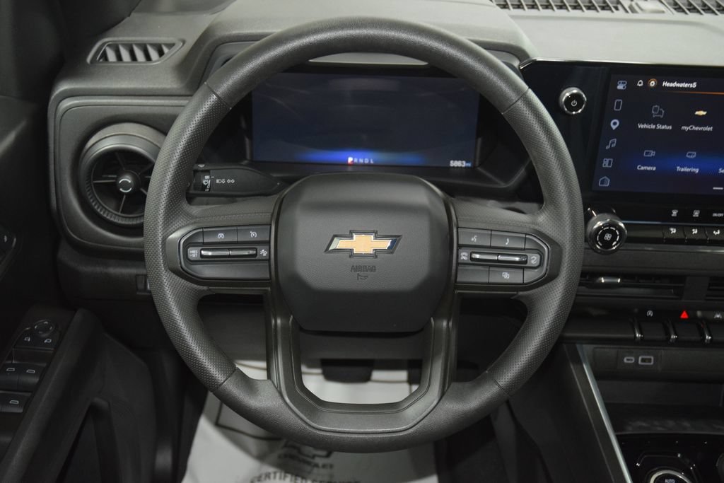 Used 2026 Chevrolet Colorado W/T AWD/4WD image 34