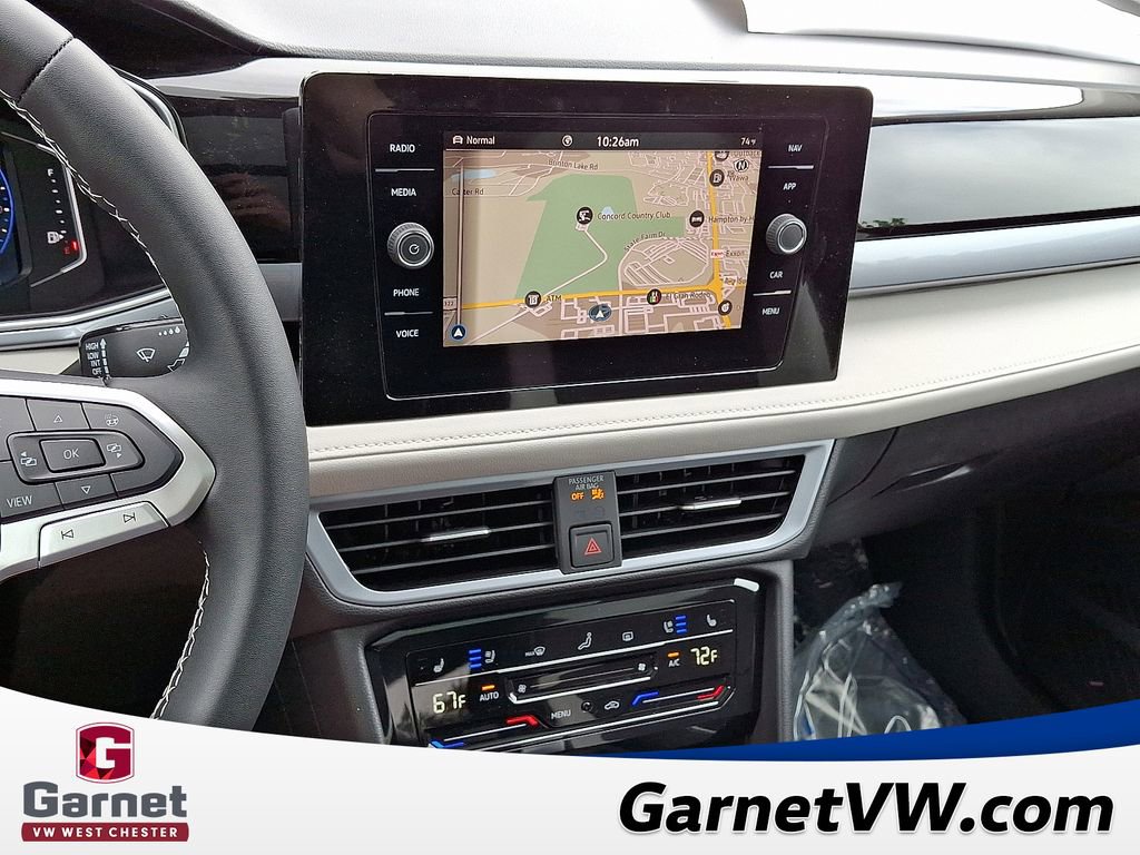 New 2025 Volkswagen Taos SEL image 8