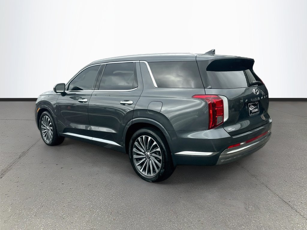 Used 2025 Hyundai Palisade Calligraphy FWD image 5