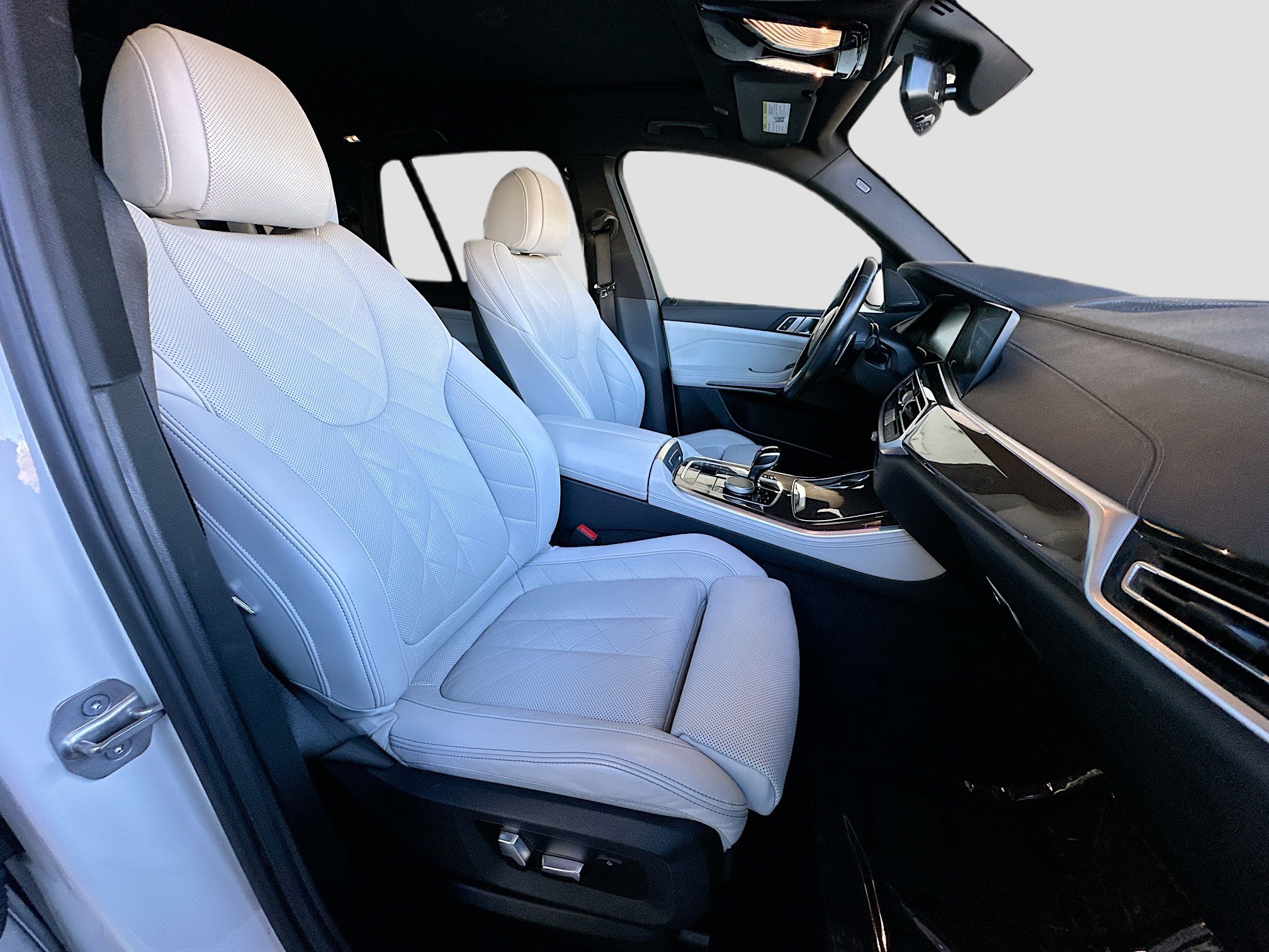 Used 2023 BMW X5 sDrive40i w/ M Sport Package image 30