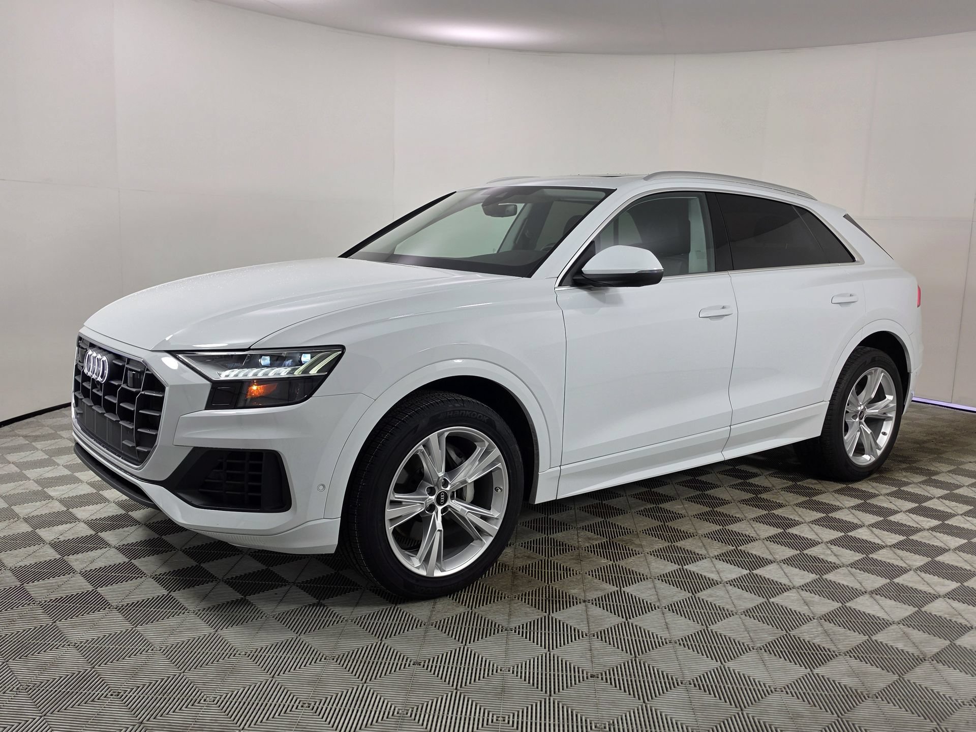 Certified 2023 Audi Q8 Premium Plus AWD/4WD image 40