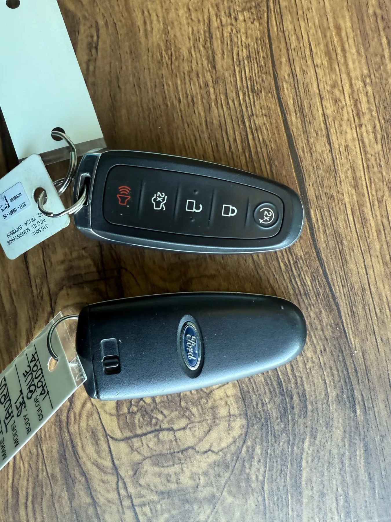 Used 2016 Ford Taurus SEL w/ Equipment Group 201A image 37