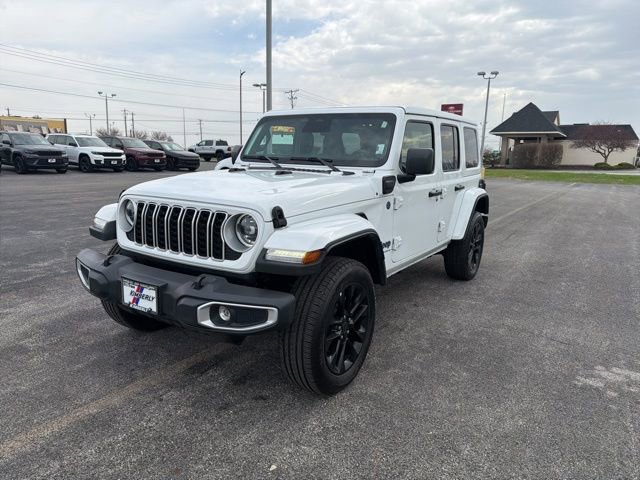 Used 2025 Jeep Wrangler Unlimited Sahara w/ Safety Group image 1