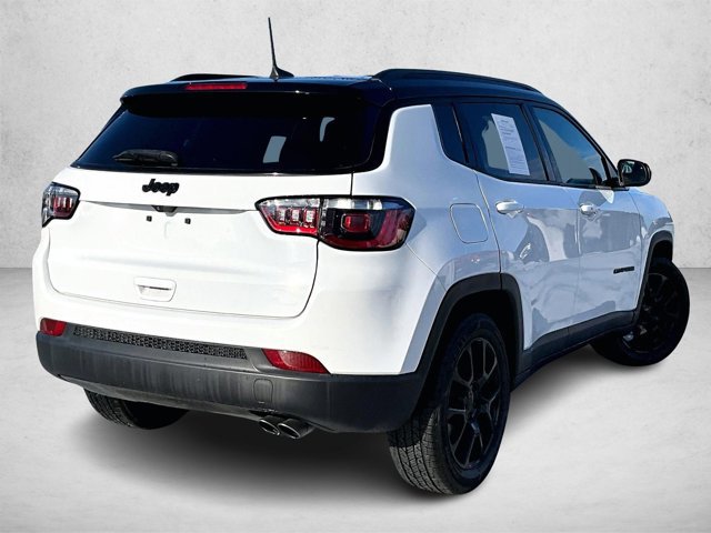 Used 2022 Jeep Compass Altitude image 2