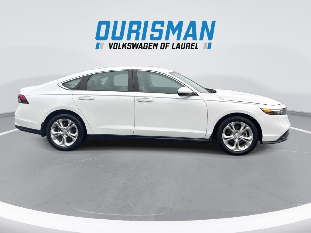 Used 2023 Honda Accord LX image 9