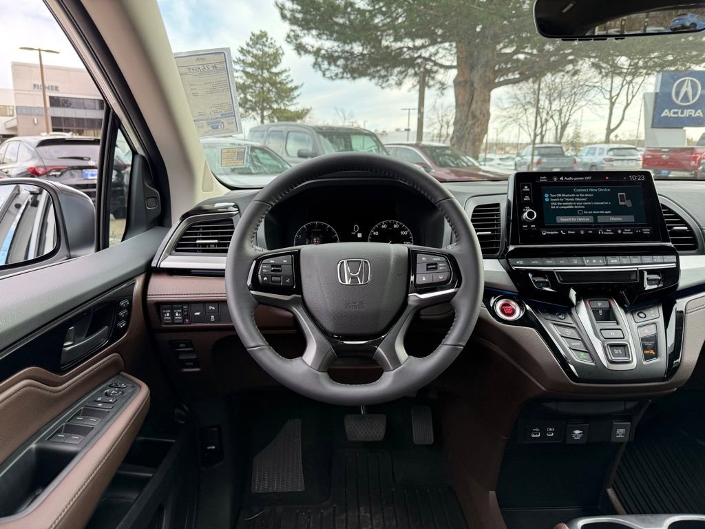 Certified 2026 Honda Odyssey Touring image 3