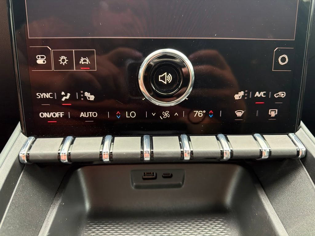 New 2026 GMC Terrain AT4 w/ Technology Package II AWD/4WD image 30