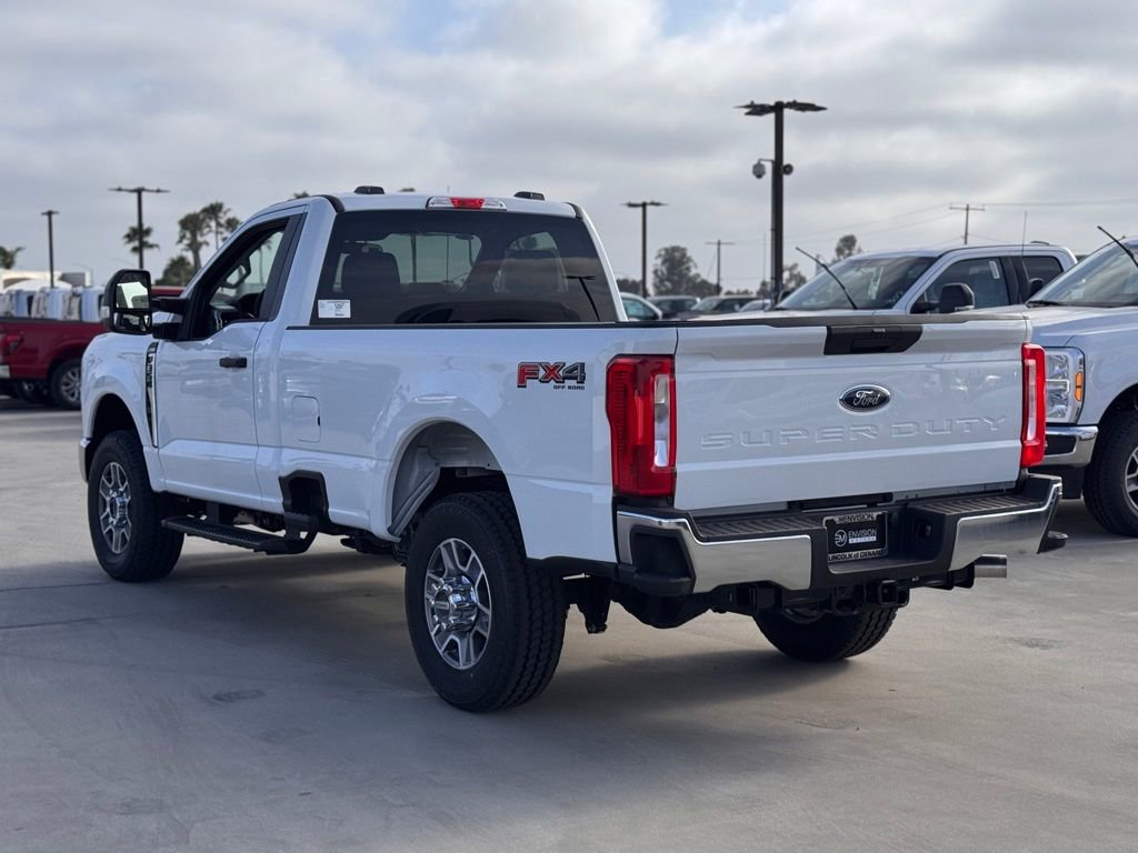 New 2025 Ford F350 XLT w/ FX4 Off-Road Package image 10