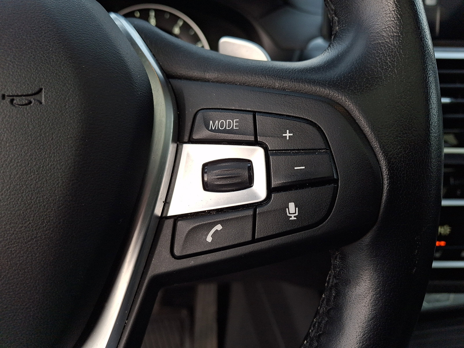 Used 2019 BMW X3 xDrive30i w/ Premium Package image 24