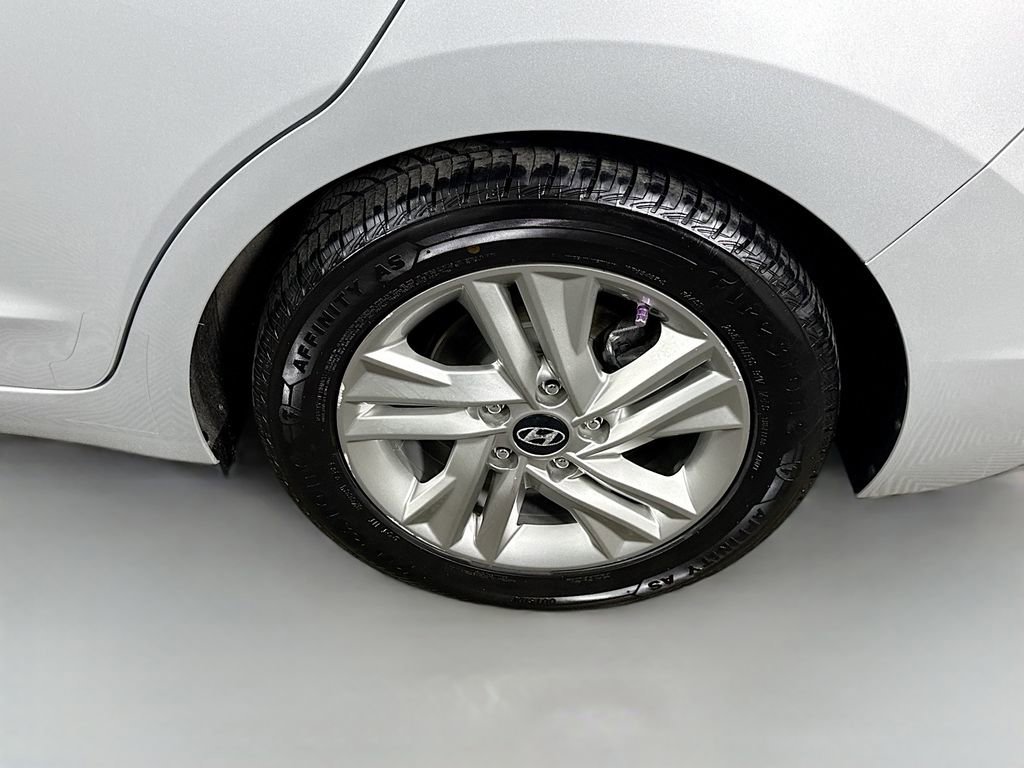 Used 2019 Hyundai Elantra SEL w/ Cargo Package image 32