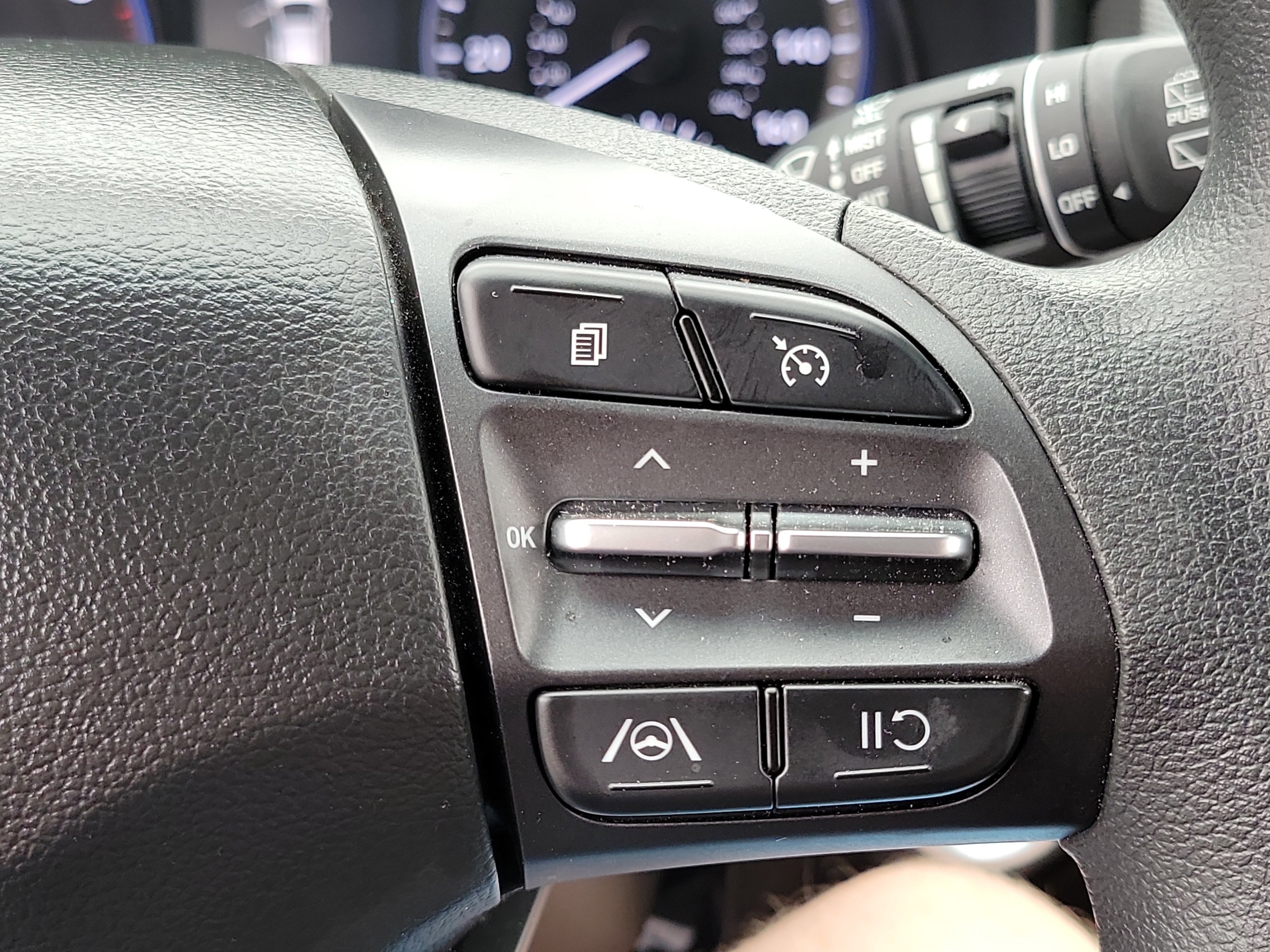 Certified 2023 Hyundai Kona SEL AWD/4WD image 15