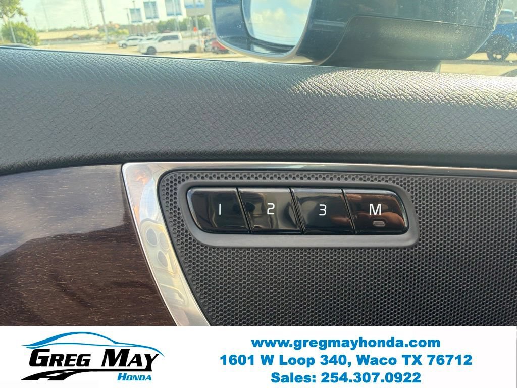 Used 2019 Volvo XC90 T5 Momentum w/ Protection Package Premier FWD image 12
