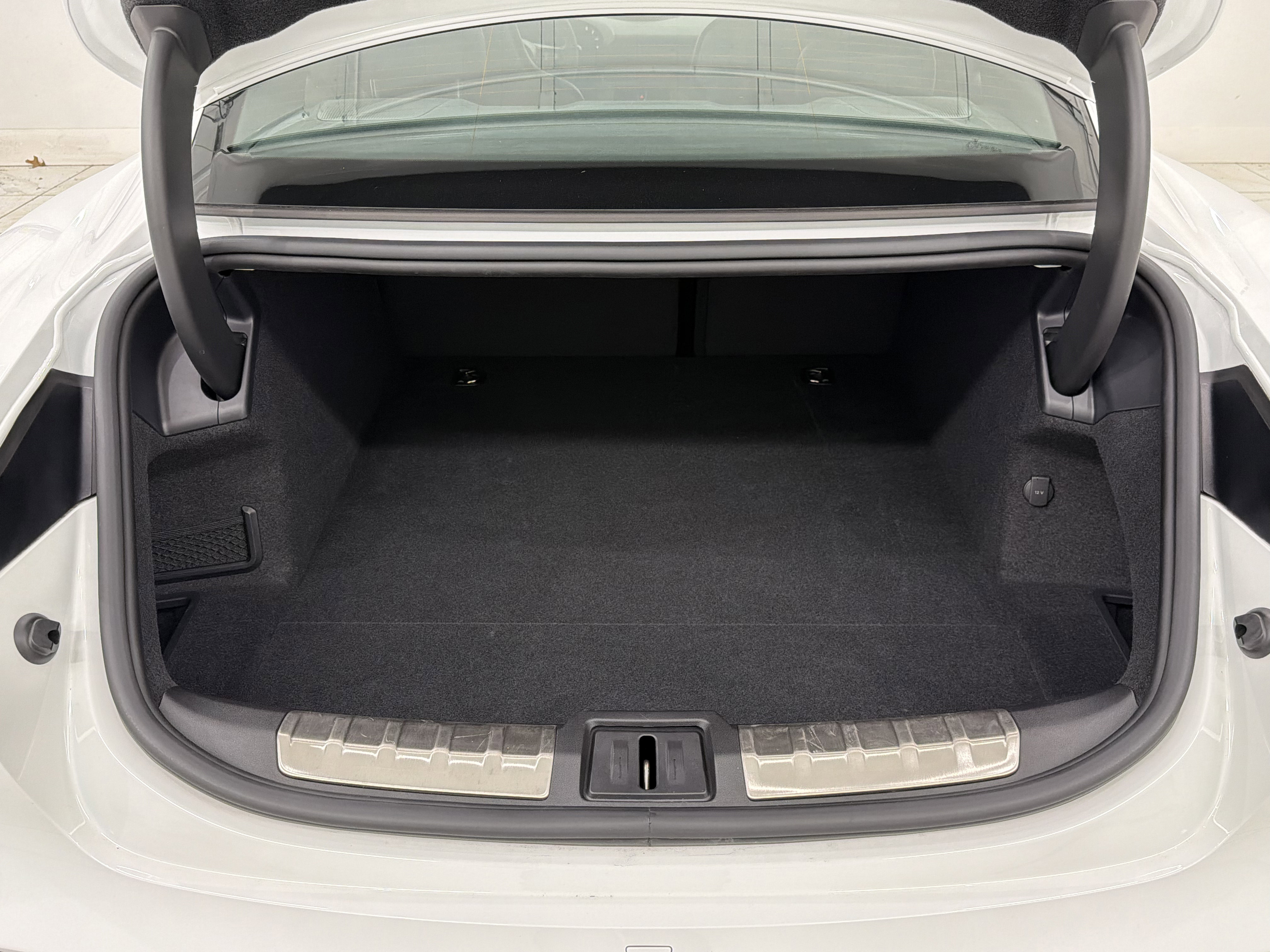 Certified 2024 Porsche Taycan GTS image 59