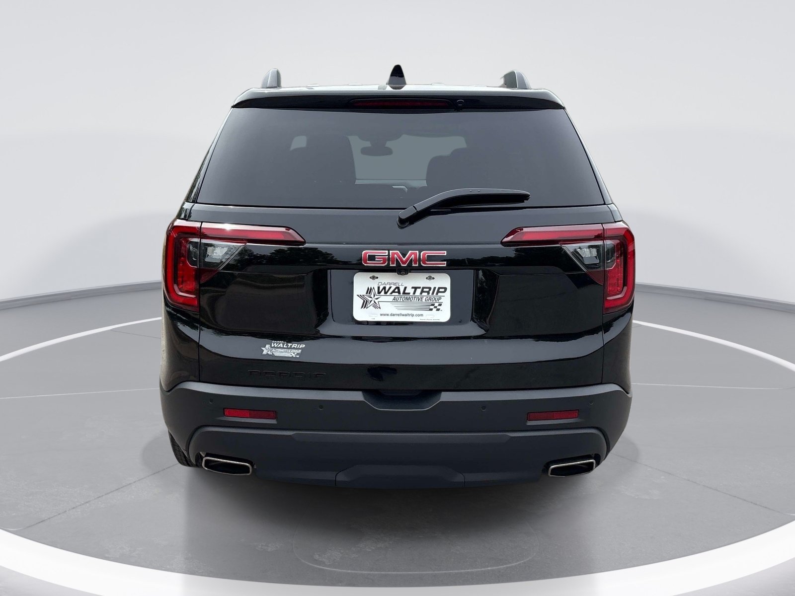 Used 2023 GMC Acadia SLE w/ Driver Convenience Package FWD image 7