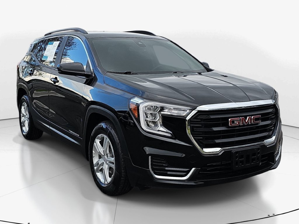 Used 2022 GMC Terrain SLE w/ Driver Convenience Package FWD image 3