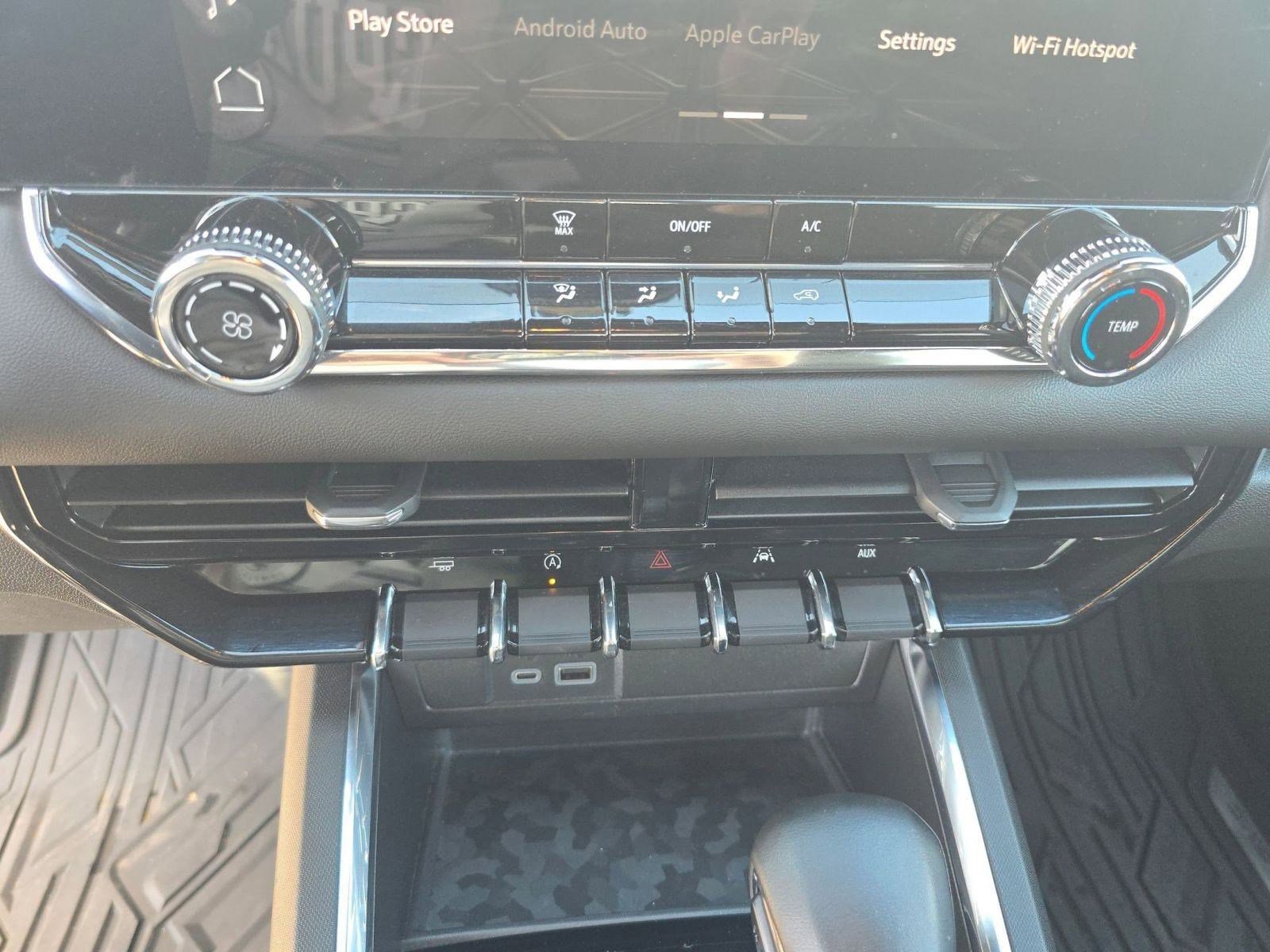 Used 2023 GMC Canyon Elevation w/ Trailering Package image 16